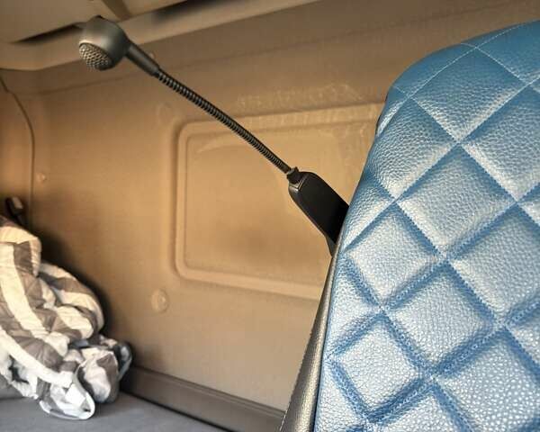 Синий Сканиа R 450, объемом двигателя 12.7 л и пробегом 535 тыс. км за 37872 $, фото 30 на Automoto.ua