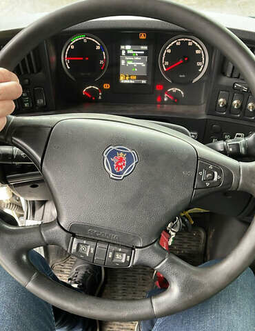 Белый Сканиа R 490, объемом двигателя 12.74 л и пробегом 812 тыс. км за 27700 $, фото 44 на Automoto.ua