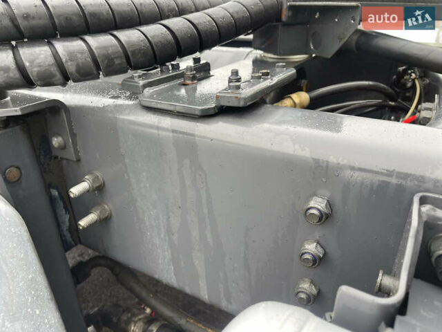 Белый Сканиа R 490, объемом двигателя 12.74 л и пробегом 812 тыс. км за 27700 $, фото 16 на Automoto.ua