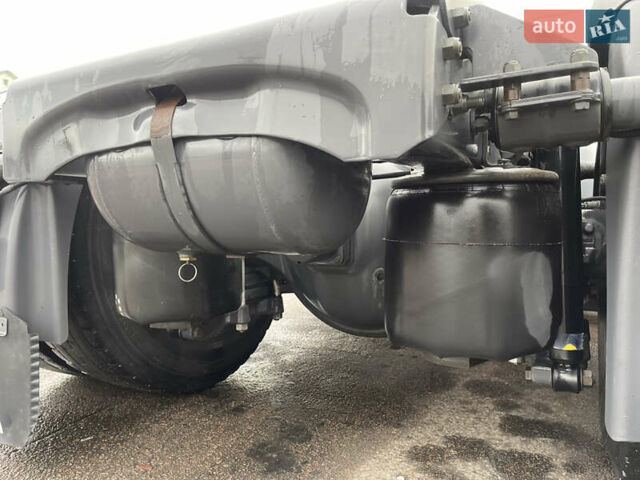 Белый Сканиа R 490, объемом двигателя 12.74 л и пробегом 812 тыс. км за 27700 $, фото 22 на Automoto.ua