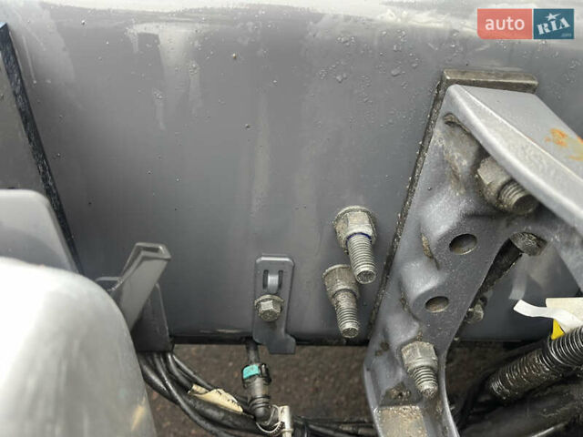 Белый Сканиа R 490, объемом двигателя 12.74 л и пробегом 812 тыс. км за 27700 $, фото 17 на Automoto.ua