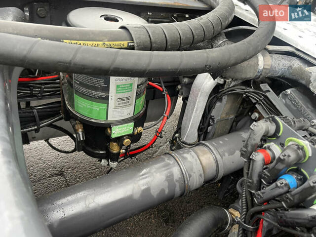 Белый Сканиа R 490, объемом двигателя 12.74 л и пробегом 812 тыс. км за 27700 $, фото 19 на Automoto.ua