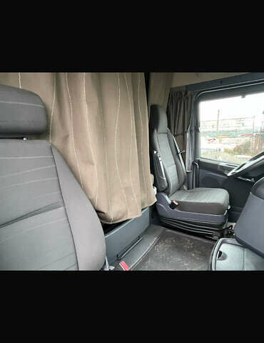 Белый Сканиа R 490, объемом двигателя 12.74 л и пробегом 812 тыс. км за 27700 $, фото 41 на Automoto.ua