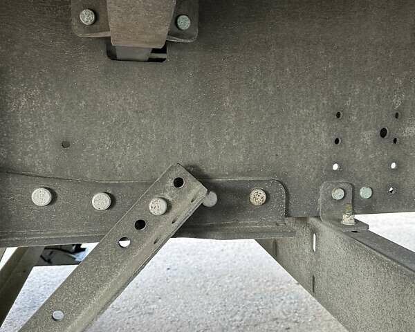 Білий Шмітц Каргобулл C01, об'ємом двигуна 0 л та пробігом 333 тис. км за 16500 $, фото 25 на Automoto.ua