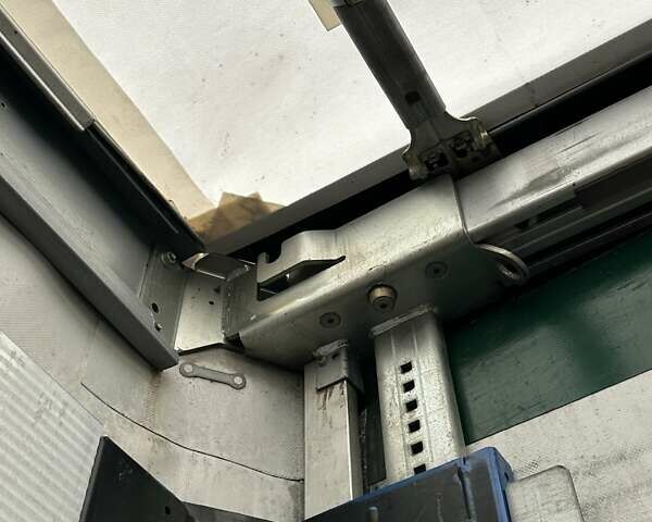 Білий Шмітц Каргобулл C01, об'ємом двигуна 0 л та пробігом 333 тис. км за 17133 $, фото 48 на Automoto.ua