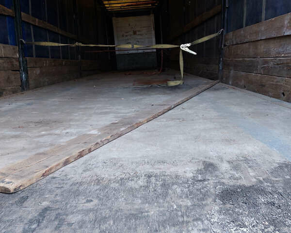 Черный Шмитц Каргобулл C01, объемом двигателя 0 л и пробегом 0 тыс. км за 5000 $, фото 4 на Automoto.ua