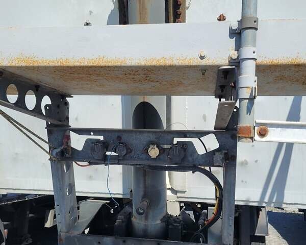 Черный Шмитц Каргобулл C01, объемом двигателя 0 л и пробегом 600 тыс. км за 11200 $, фото 11 на Automoto.ua