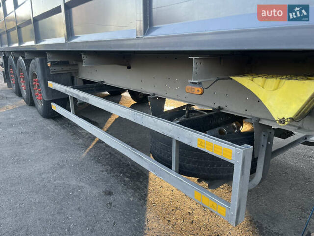 Шмітц Каргобулл C01 2010 у Гайвороне на Automoto.ua Шмітц Каргобулл C01, об'ємом двигуна 0 л та пробігом 0 тис. км за 14000 $, фото 7 на Automoto.ua