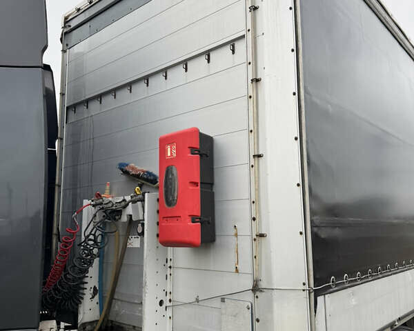 Шмітц Каргобулл C01, об'ємом двигуна 0 л та пробігом 197 тис. км за 11000 $, фото 4 на Automoto.ua