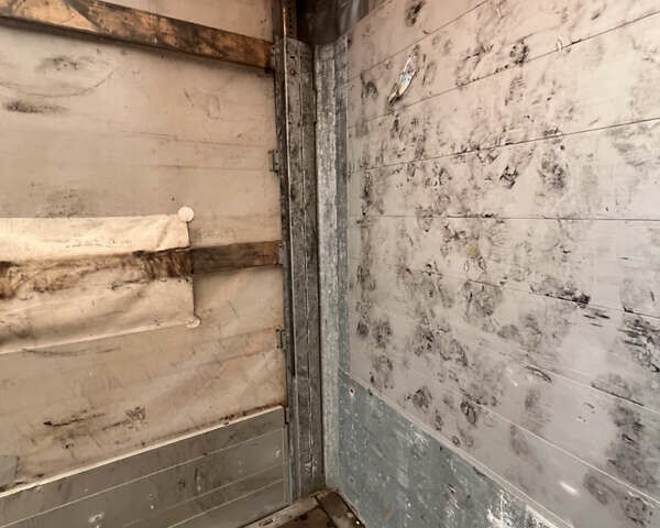 Шмитц Каргобулл C01, объемом двигателя 0 л и пробегом 500 тыс. км за 9000 $, фото 32 на Automoto.ua