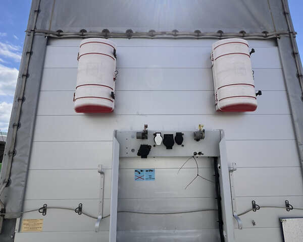 Шмитц Каргобулл C01, объемом двигателя 0 л и пробегом 500 тыс. км за 9000 $, фото 1 на Automoto.ua