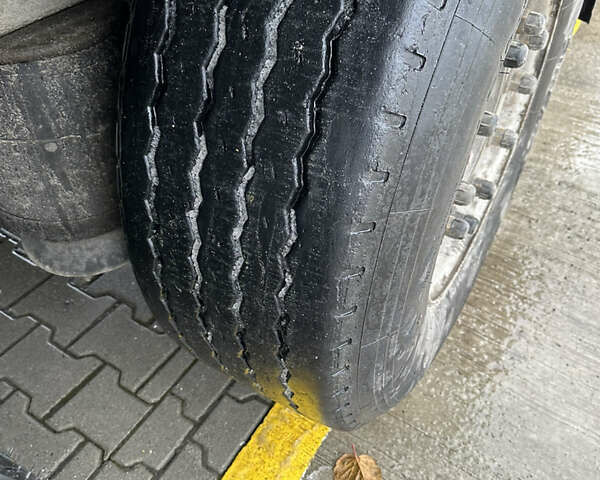 Серый Шмитц Каргобулл C01, объемом двигателя 0 л и пробегом 100 тыс. км за 5400 $, фото 8 на Automoto.ua