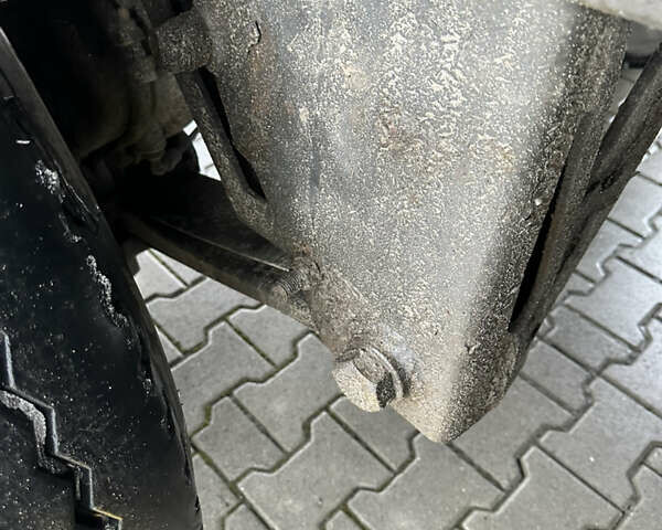 Серый Шмитц Каргобулл C01, объемом двигателя 0 л и пробегом 100 тыс. км за 5400 $, фото 7 на Automoto.ua