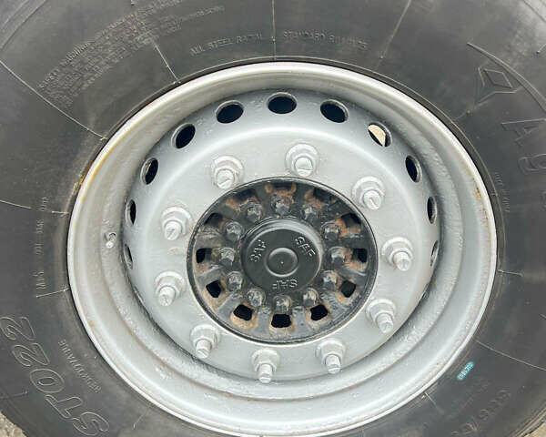 Серый Шмитц Каргобулл C01, объемом двигателя 0 л и пробегом 100 тыс. км за 6100 $, фото 9 на Automoto.ua