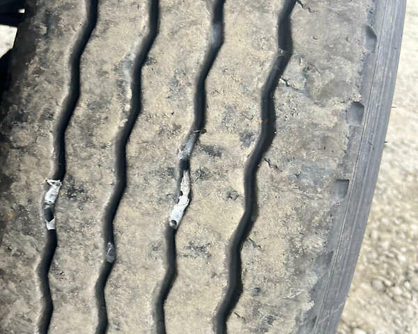 Серый Шмитц Каргобулл C01, объемом двигателя 0 л и пробегом 100 тыс. км за 6100 $, фото 5 на Automoto.ua