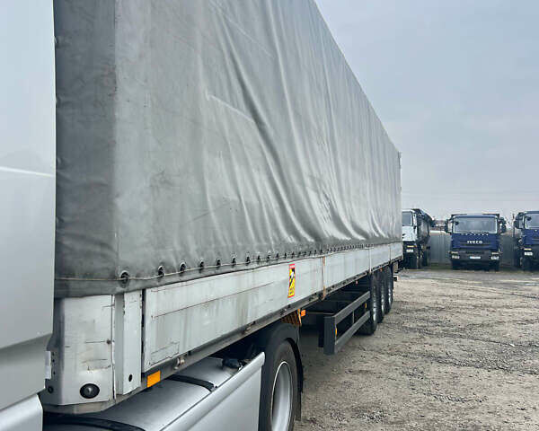 Серый Шмитц Каргобулл C01, объемом двигателя 0 л и пробегом 100 тыс. км за 6100 $, фото 1 на Automoto.ua