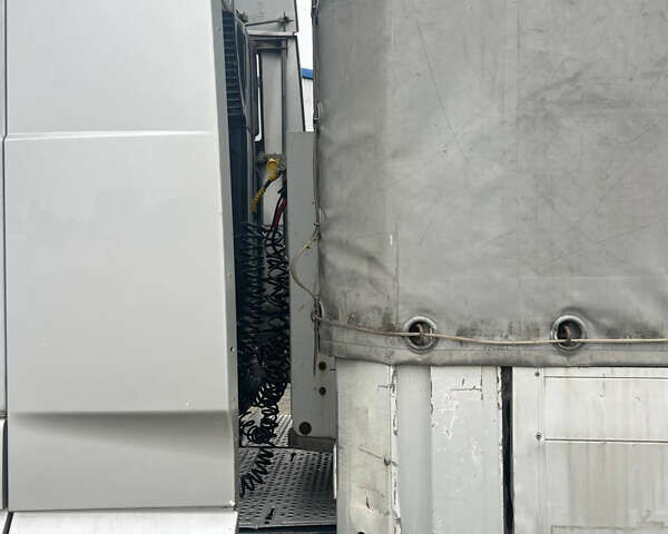 Серый Шмитц Каргобулл C01, объемом двигателя 0 л и пробегом 100 тыс. км за 6100 $, фото 4 на Automoto.ua