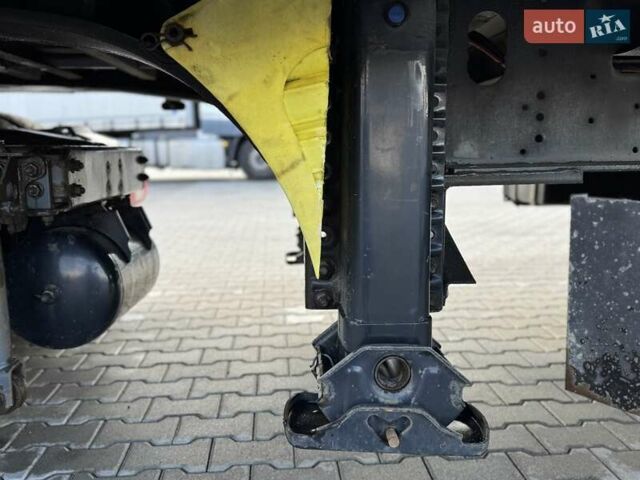 Шмітц Каргобулл C01 2007 у Ужгороді на Automoto.ua Сірий Шмітц Каргобулл C01, об'ємом двигуна 0 л та пробігом 0 тис. км за 6000 $, фото 15 на Automoto.ua