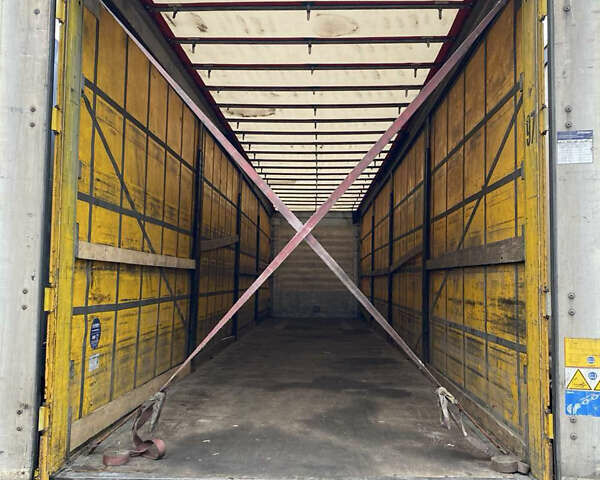 Серый Шмитц Каргобулл C01, объемом двигателя 0 л и пробегом 0 тыс. км за 7500 $, фото 1 на Automoto.ua