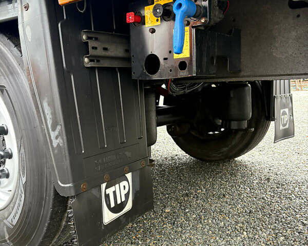 Серый Шмитц Каргобулл C01, объемом двигателя 0 л и пробегом 250 тыс. км за 14900 $, фото 27 на Automoto.ua