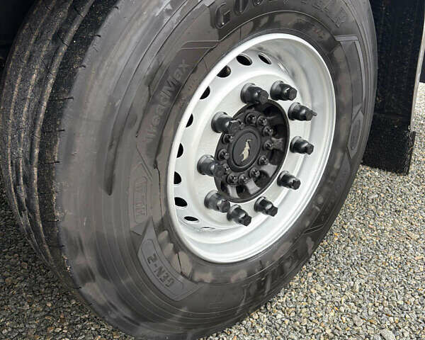 Серый Шмитц Каргобулл C01, объемом двигателя 0 л и пробегом 250 тыс. км за 14900 $, фото 16 на Automoto.ua