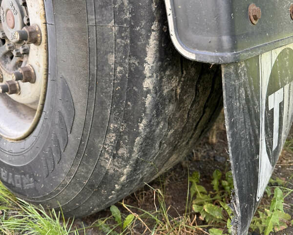 Шмитц Каргобулл C01 2007 в Здолбунове на Automoto.ua Серый Шмитц Каргобулл C01, объемом двигателя 0 л и пробегом 0 тыс. км за 5500 $, фото 7 на Automoto.ua