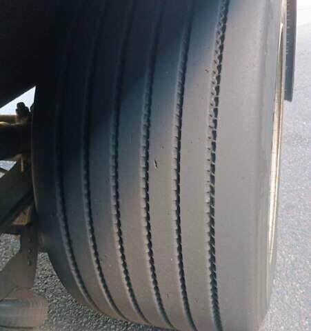 Серый Шмитц Каргобулл C01, объемом двигателя 0 л и пробегом 200 тыс. км за 8800 $, фото 2 на Automoto.ua