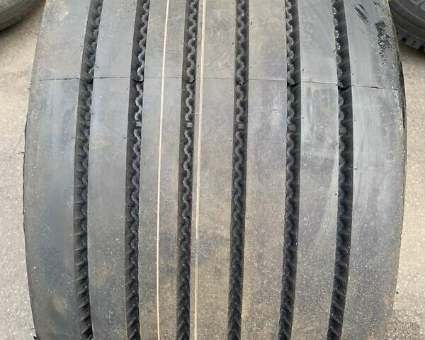 Серый Шмитц Каргобулл C01, объемом двигателя 0 л и пробегом 200 тыс. км за 8800 $, фото 4 на Automoto.ua