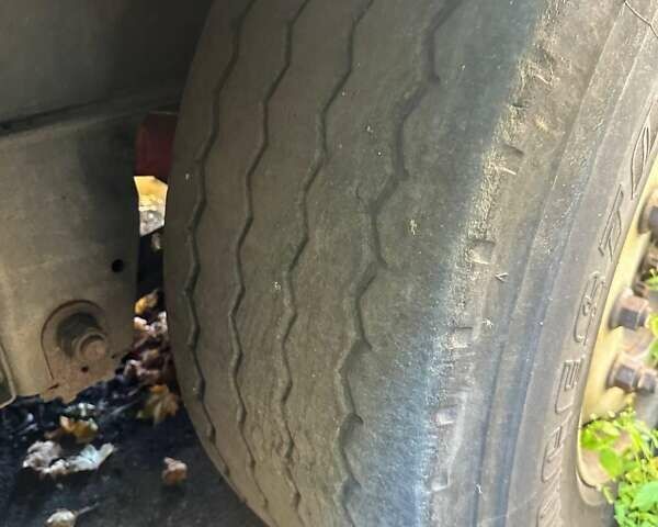 Шмитц Каргобулл C01 2010 в Луцке на Automoto.ua Серый Шмитц Каргобулл C01, объемом двигателя 0 л и пробегом 500 тыс. км за 8300 $, фото 5 на Automoto.ua