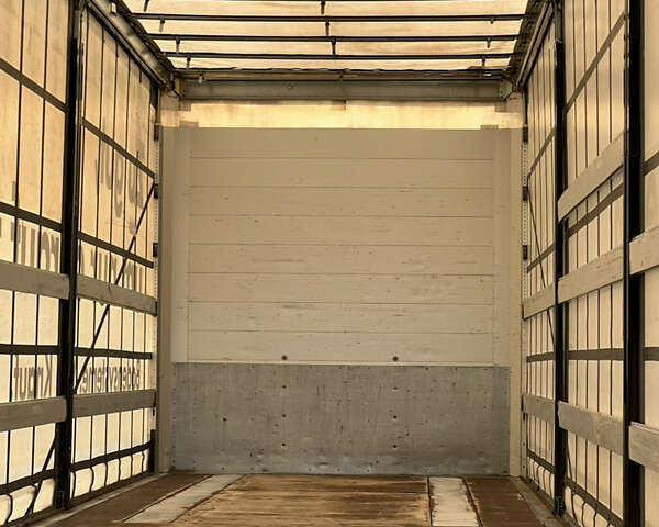 Шмітц Каргобулл C01 2011 у Вінниці на Automoto.ua Сірий Шмітц Каргобулл C01, об'ємом двигуна 0 л та пробігом 500 тис. км за 10900 $, фото 8 на Automoto.ua