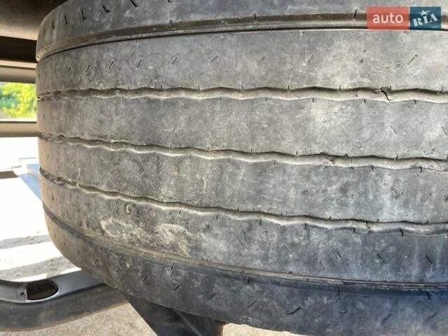Серый Шмитц Каргобулл C01, объемом двигателя 0 л и пробегом 572 тыс. км за 12400 $, фото 6 на Automoto.ua