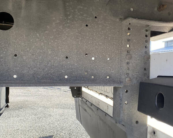 Сірий Шмітц Каргобулл C01, об'ємом двигуна 0 л та пробігом 0 тис. км за 11500 $, фото 7 на Automoto.ua