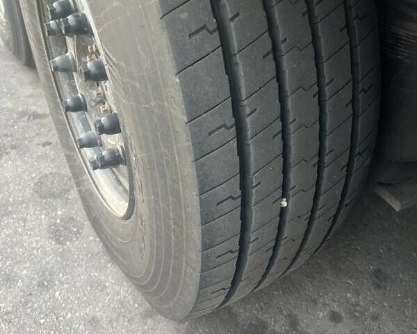 Шмітц Каргобулл C01 2012 у Харкові на Automoto.ua Сірий Шмітц Каргобулл C01, об'ємом двигуна 0 л та пробігом 0 тис. км за 12000 $, фото 3 на Automoto.ua