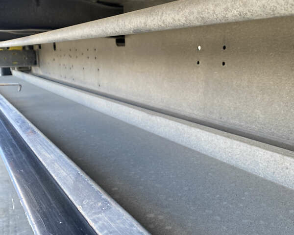 Сірий Шмітц Каргобулл C01, об'ємом двигуна 0 л та пробігом 0 тис. км за 11500 $, фото 22 на Automoto.ua