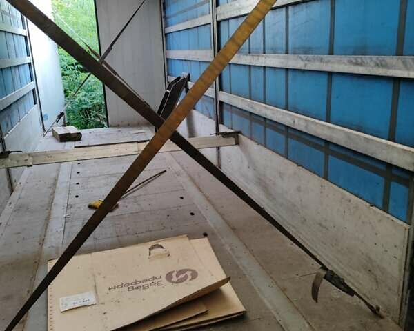 Шмітц Каргобулл C01 2007 у Золочів на Automoto.ua Синій Шмітц Каргобулл C01, об'ємом двигуна 0 л та пробігом 0 тис. км за 7600 $, фото 8 на Automoto.ua