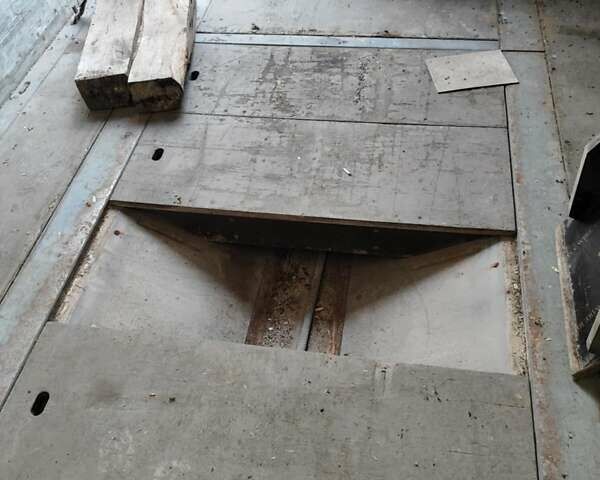 Шмітц Каргобулл C01 2007 у Золочів на Automoto.ua Синій Шмітц Каргобулл C01, об'ємом двигуна 0 л та пробігом 0 тис. км за 7600 $, фото 11 на Automoto.ua