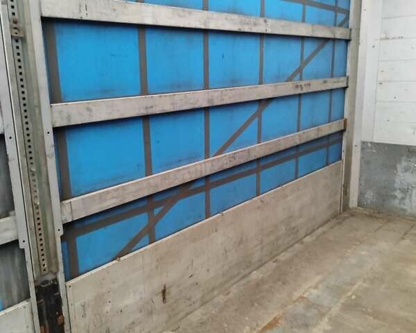 Шмітц Каргобулл C01 2007 у Золочів на Automoto.ua Синій Шмітц Каргобулл C01, об'ємом двигуна 0 л та пробігом 0 тис. км за 7600 $, фото 4 на Automoto.ua