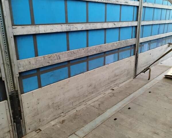 Шмітц Каргобулл C01 2007 у Золочів на Automoto.ua Синій Шмітц Каргобулл C01, об'ємом двигуна 0 л та пробігом 0 тис. км за 7600 $, фото 5 на Automoto.ua