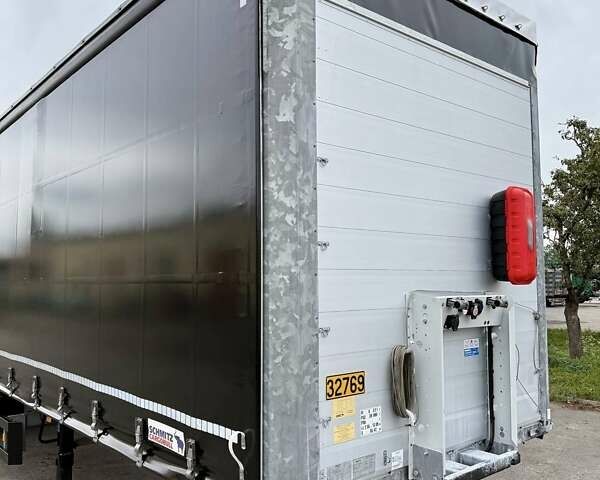 Черный Шмитц Каргобулл САФ, объемом двигателя 0 л и пробегом 390 тыс. км за 17999 $, фото 16 на Automoto.ua