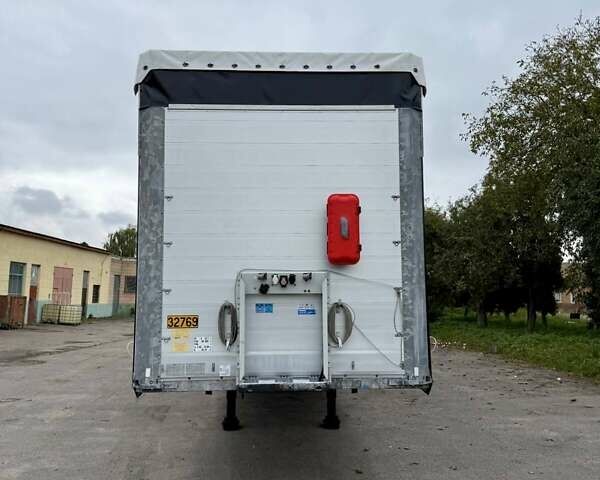 Черный Шмитц Каргобулл САФ, объемом двигателя 0 л и пробегом 390 тыс. км за 17999 $, фото 26 на Automoto.ua