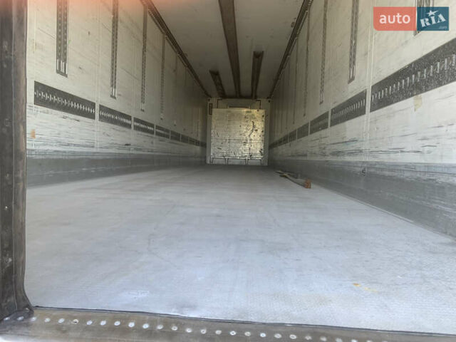 Красный Шмитц Каргобулл САФ, объемом двигателя 0 л и пробегом 111 тыс. км за 20900 $, фото 29 на Automoto.ua