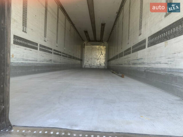 Красный Шмитц Каргобулл САФ, объемом двигателя 0 л и пробегом 111 тыс. км за 20900 $, фото 30 на Automoto.ua