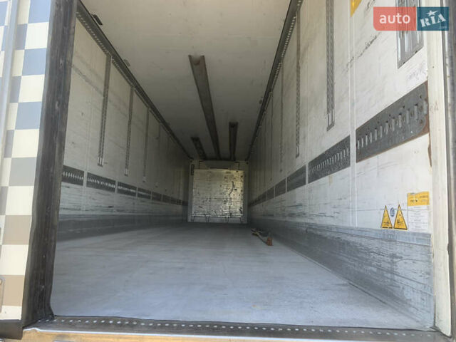 Красный Шмитц Каргобулл САФ, объемом двигателя 0 л и пробегом 111 тыс. км за 20900 $, фото 28 на Automoto.ua