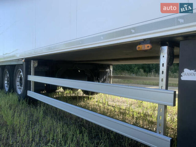 Шмитц Каргобулл САФ, объемом двигателя 0 л и пробегом 111 тыс. км за 20900 $, фото 22 на Automoto.ua