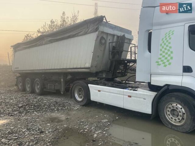 Шмитц Каргобулл САФ, объемом двигателя 0 л и пробегом 300 тыс. км за 11500 $, фото 5 на Automoto.ua