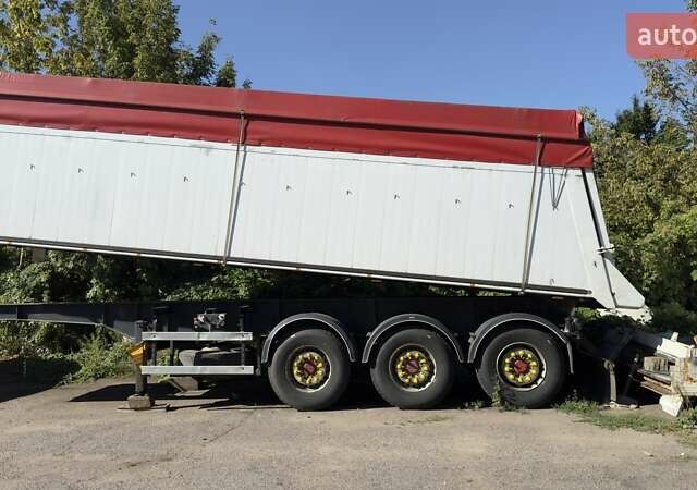 Шмитц Каргобулл САФ, объемом двигателя 0 л и пробегом 200 тыс. км за 14300 $, фото 4 на Automoto.ua