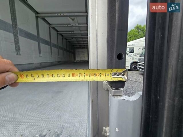 Серый Шмитц Каргобулл САФ, объемом двигателя 0 л и пробегом 620 тыс. км за 33674 $, фото 62 на Automoto.ua