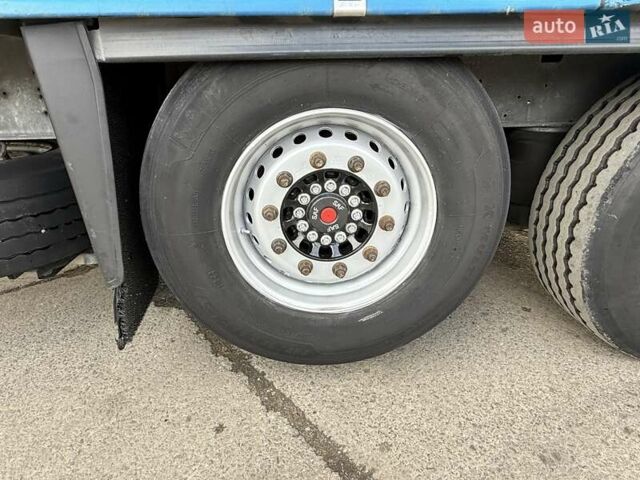 Сірий Шмітц Каргобулл САФ, об'ємом двигуна 0 л та пробігом 450 тис. км за 7800 $, фото 5 на Automoto.ua