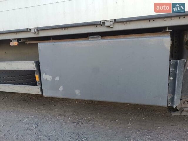 Серый Шмитц Каргобулл САФ, объемом двигателя 0 л и пробегом 0 тыс. км за 9200 $, фото 1 на Automoto.ua