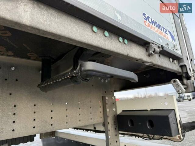 Серый Шмитц Каргобулл САФ, объемом двигателя 0 л и пробегом 393 тыс. км за 17500 $, фото 49 на Automoto.ua